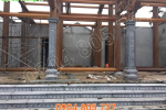 Mẫu cột đá vuông hiên nhà thờ