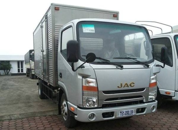 Chuyên bán xe tải JAC 1T 2T 3T 4T 5T 6T 7T 8T 9T thùng lửng, mui bạt, mui kín có xe sẵn giao ngay