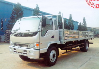 xe tải 9100kg mui bạt – xe tải 9 tấn mui bạt – xe tải 9 tấn thùng kín giá rẻ - xe tải jac 8tấn
