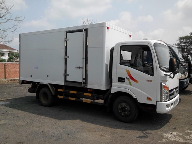 Công ty bán xe tải Veam 1,9 tấn, Bán xe tải Veam 1T9 sẵn thùng mui bạt kín