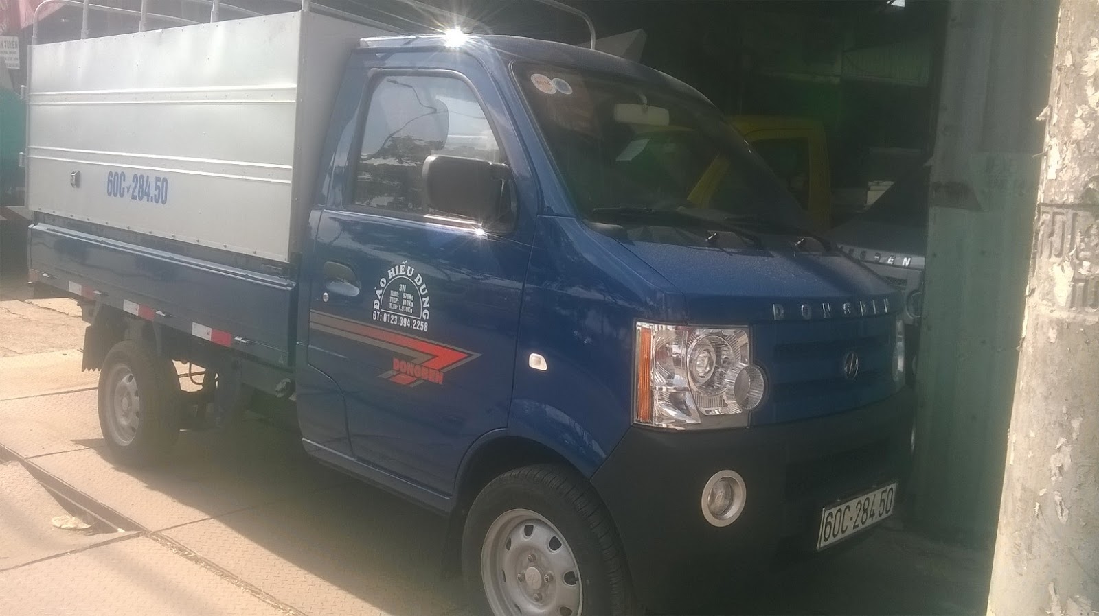 Bán xe tải SYM 800kg T880 thùng bạt giá rẻ giao ngay toàn quốc