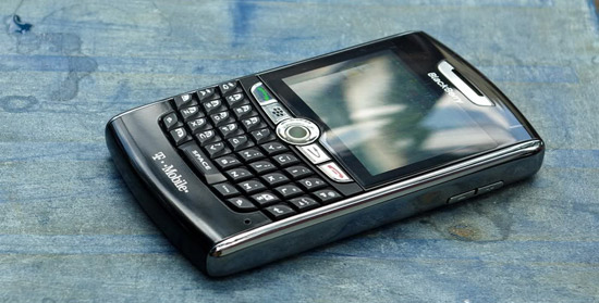 Dòng thiết bị Blackberry 8800 là 1 trong số các dòng Blackberry cổ điển giá trị xịn , độ bền cao