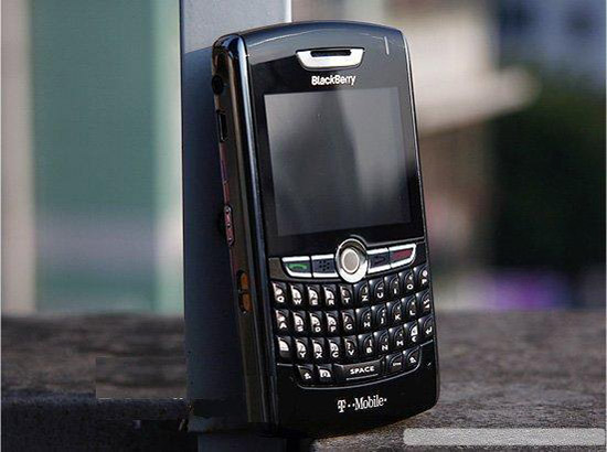 Kiểu dáng và hiệu năng của BlackBerry 8800, 8110 sẽ là một điểm vô với nổi bật và thu hút đối cùng 8