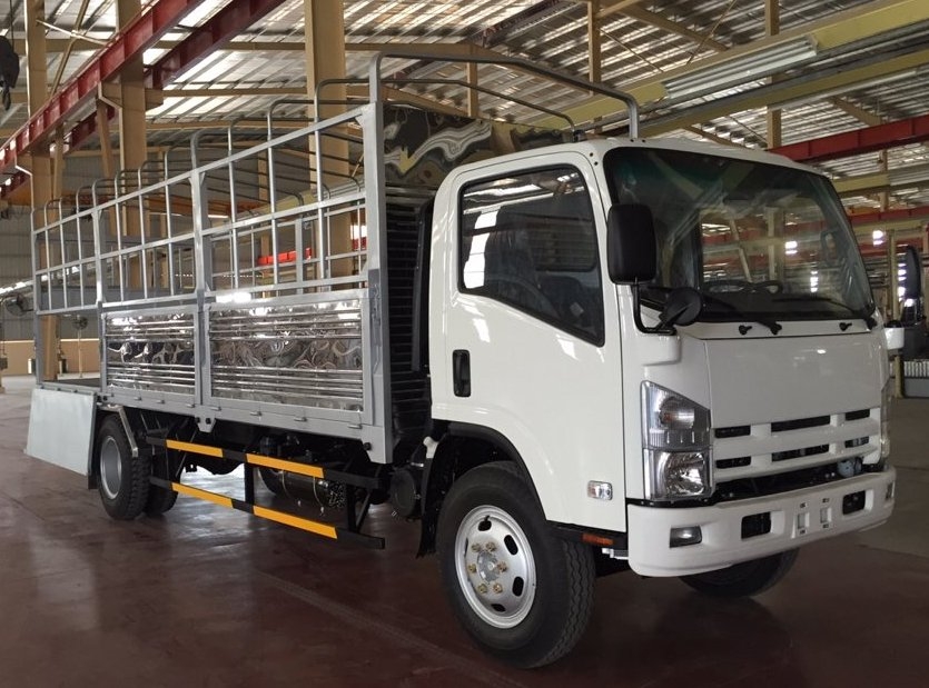 Giá Xe isuzu 8 tấn 2 giá rẻ, Mua xe tải ISUZU 8.2 tấn thùng bạt đời 2016 trả góp