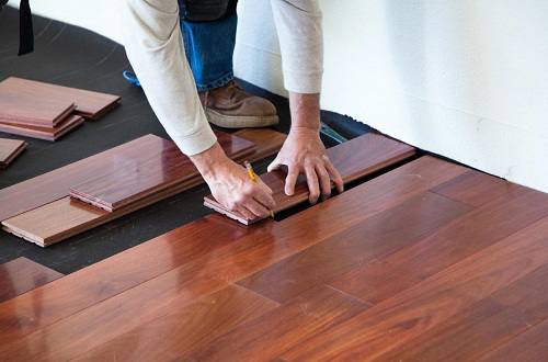 Sàn gỗ là vật liệu không thể thiếu trong cuộc sống hiện đại.